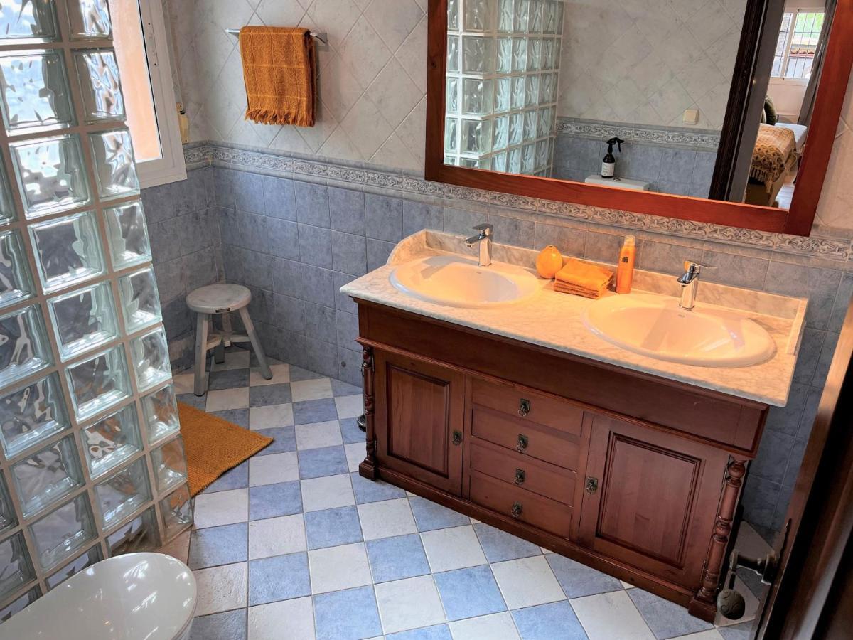 Casa Limon, Boutique Bed And Breakfast, Adults Only 알하우린엘그란데 외부 사진