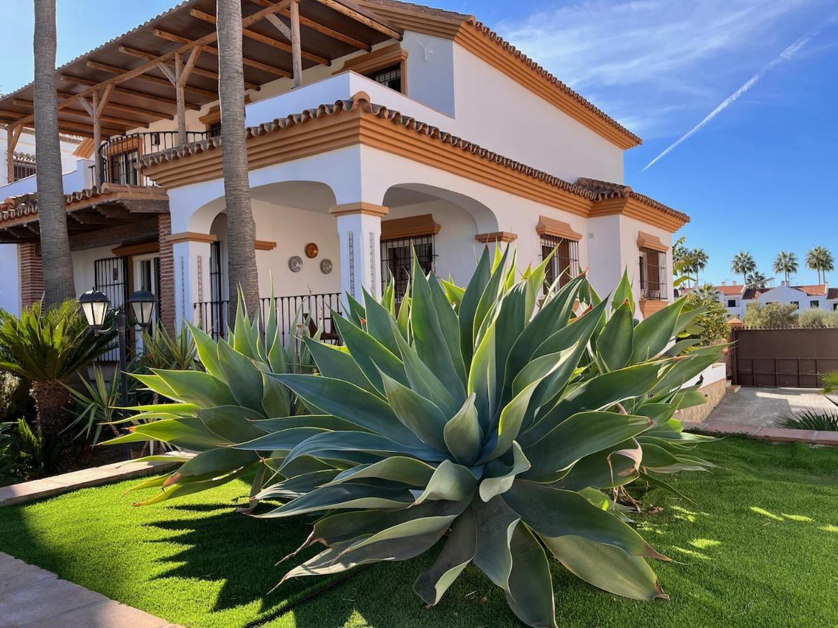 Casa Limon, Boutique Bed And Breakfast, Adults Only 알하우린엘그란데 외부 사진